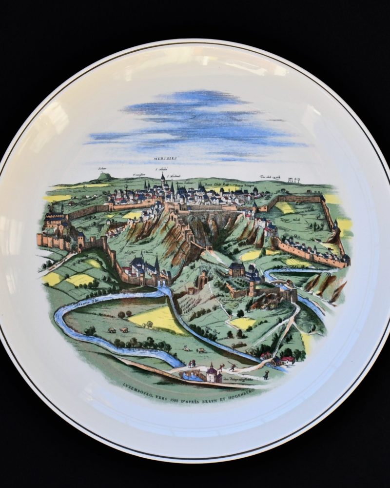 Колекционна чиния от 1963-та на "Villeroy & Boch"